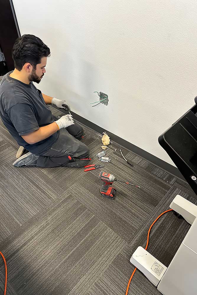 Electrician in Las Vegas - Electricode